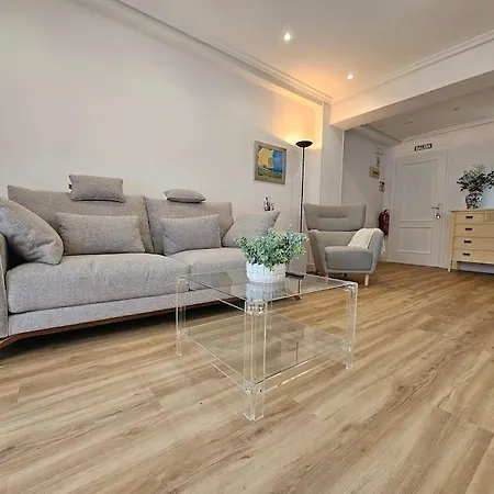 25a05 Apto Moderno Y Centrico Apartamento