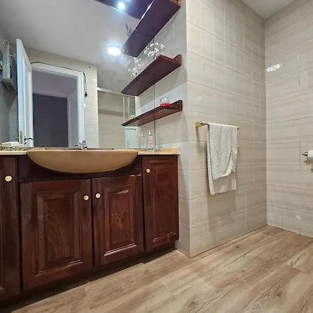 Apartamento 25a05 Apto Moderno Y Centrico Luanco